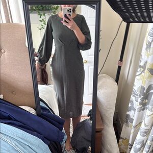 Elegant Green Midi Dress